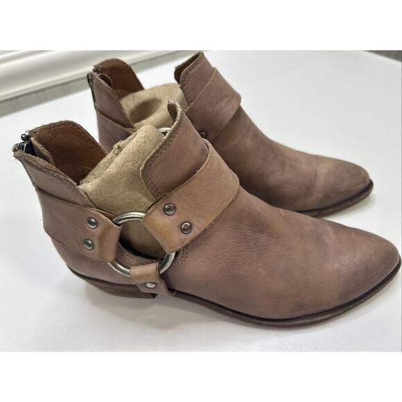 Frye Phillip Womens Shoe Bootie 7M Harness Pink Leather Zip Low Biker Pointed - Picture 1 of 12